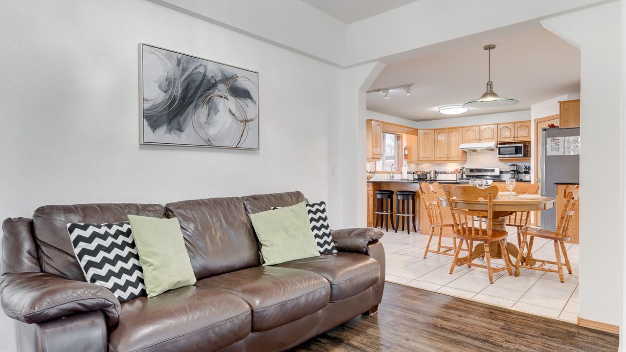 Photo of Livingroom in Calgary