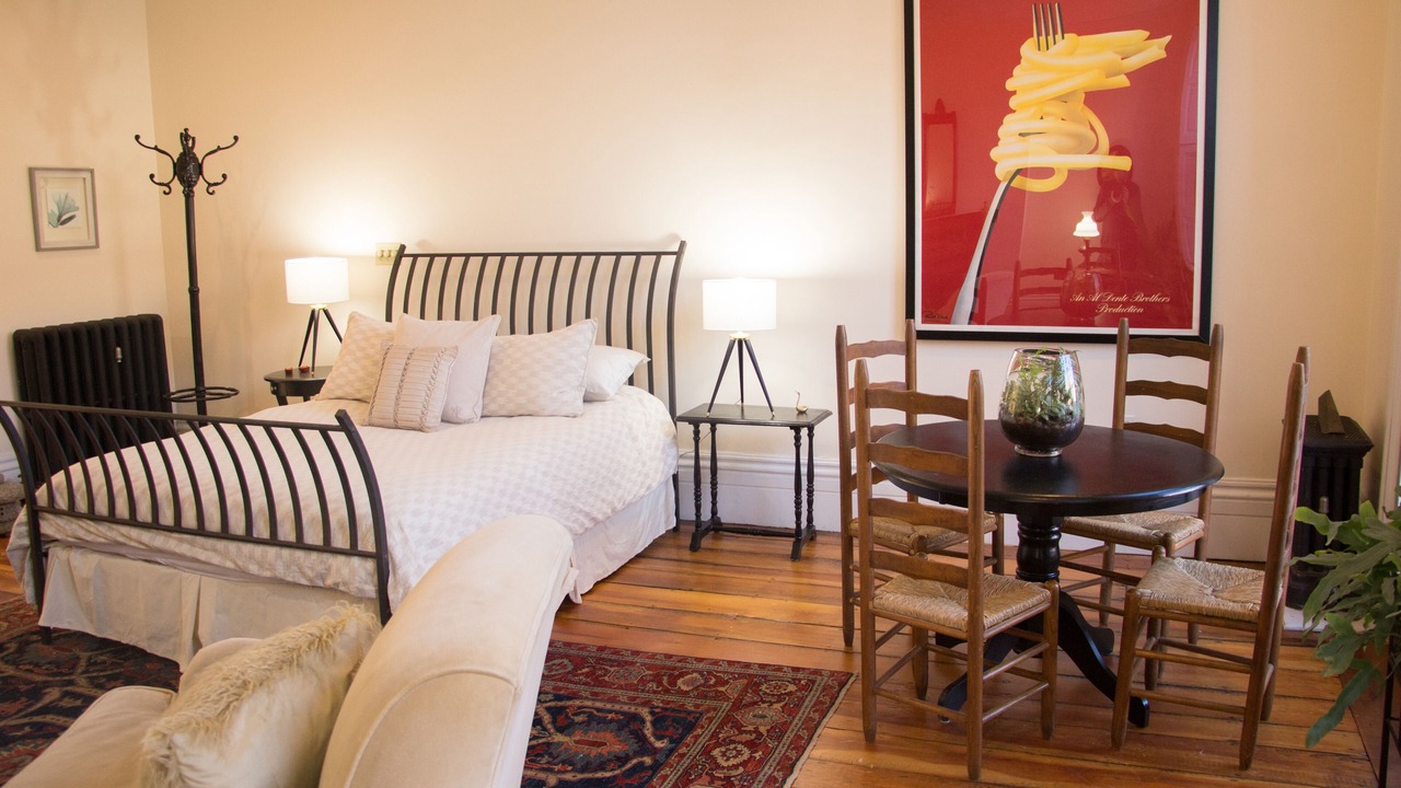 Photo of Bedroom in West End