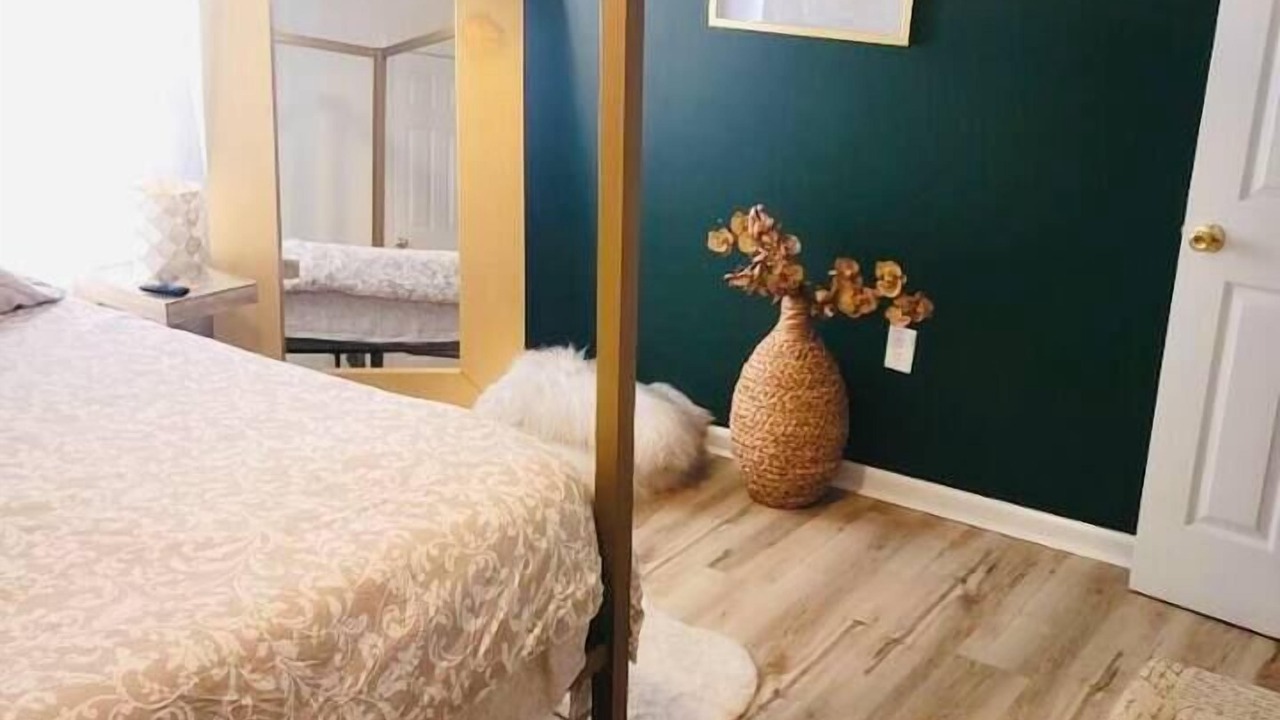Photo of Bedroom in Downtown Baltimore