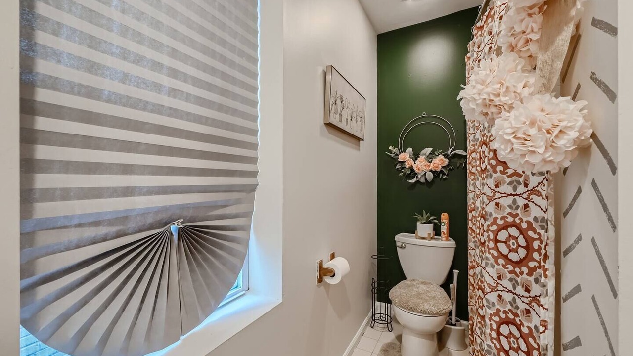 Photo of Bathroom in Downtown Baltimore