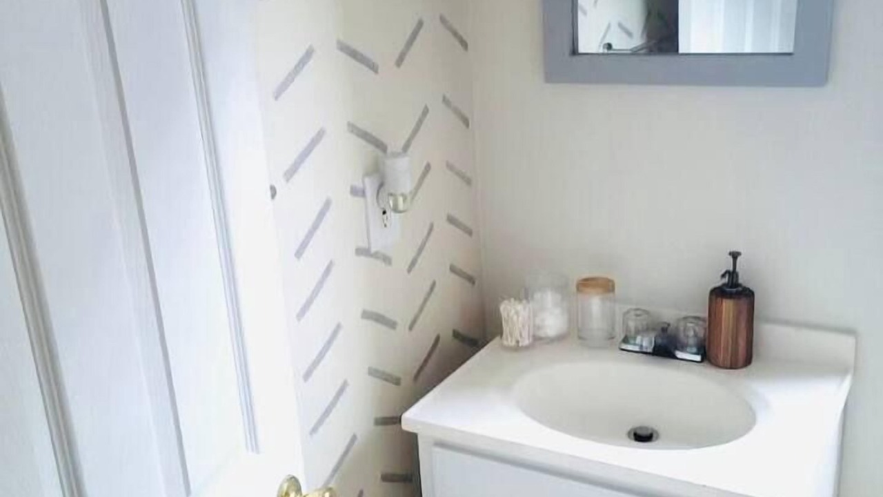 Photo of Bathroom in Downtown Baltimore