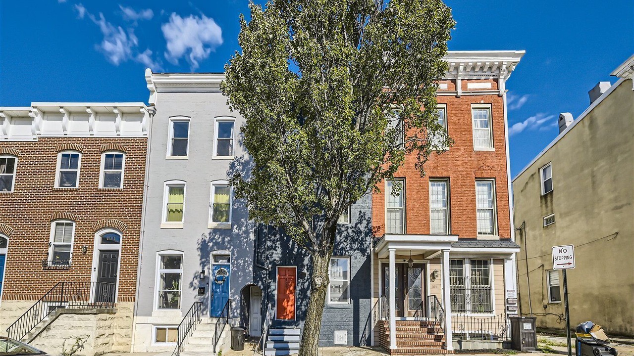 Photo of Others in Downtown Baltimore