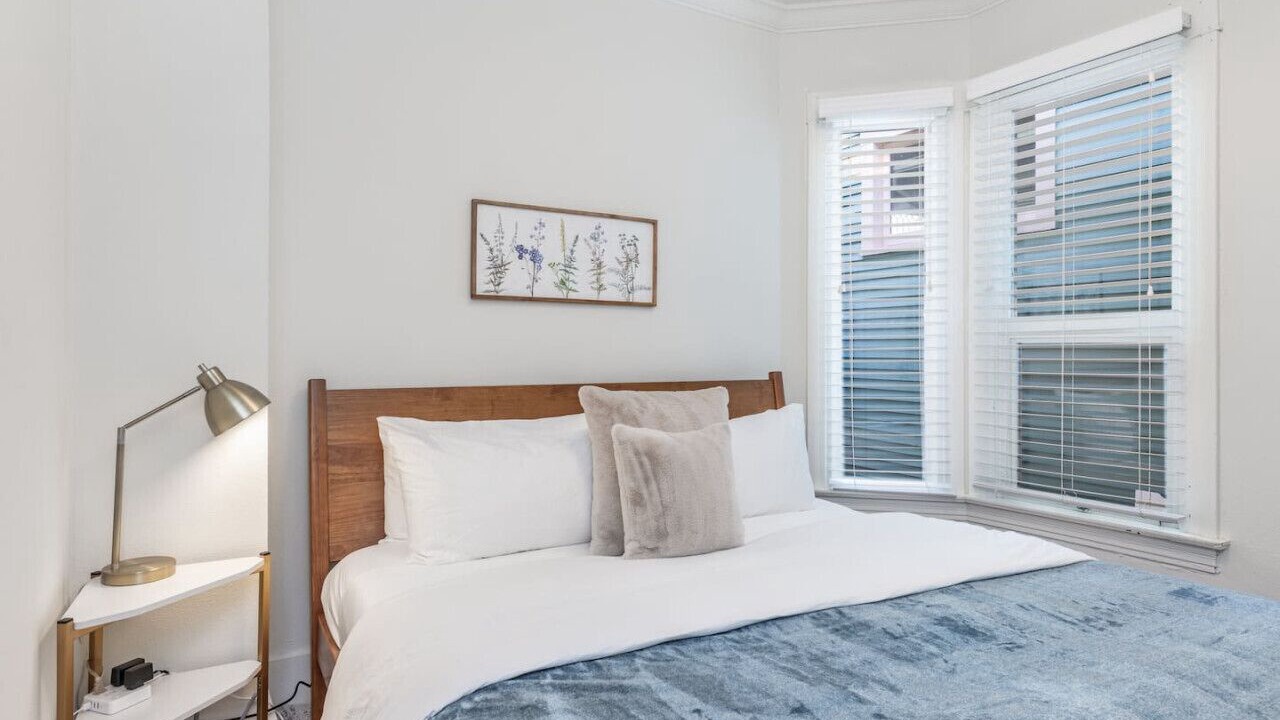 Photo of Others in Minor