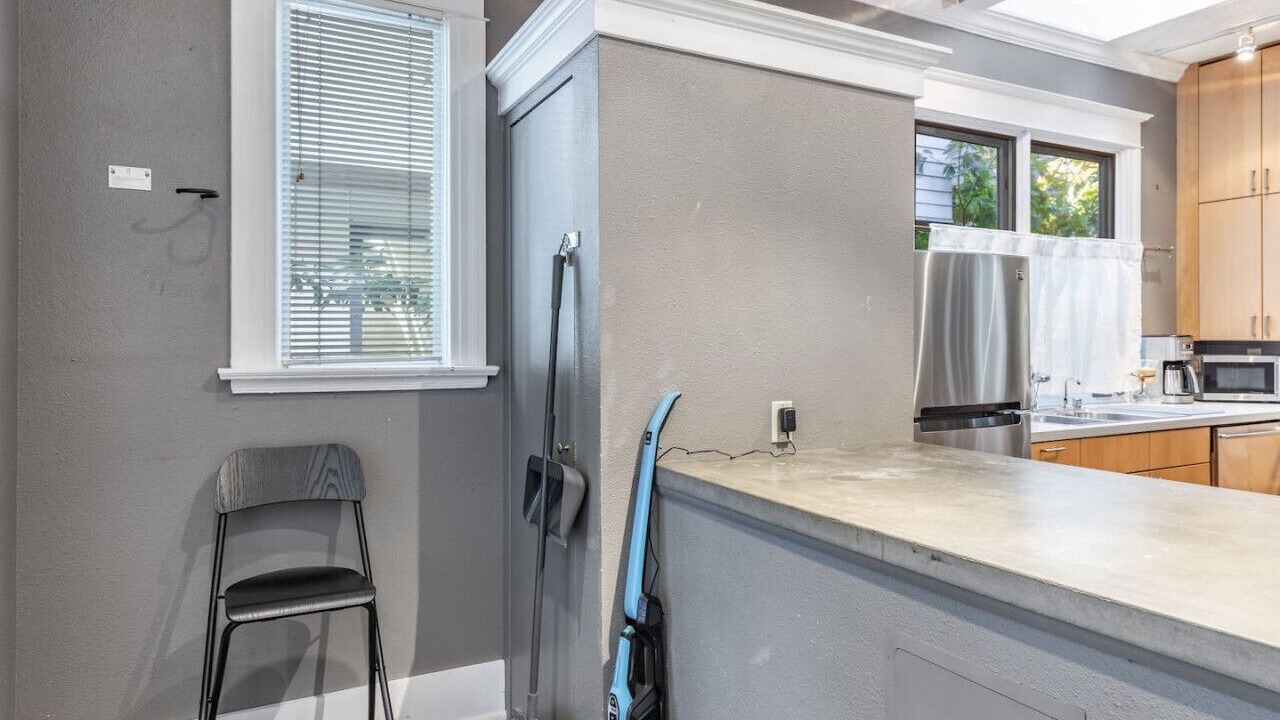 Photo of Others in Minor