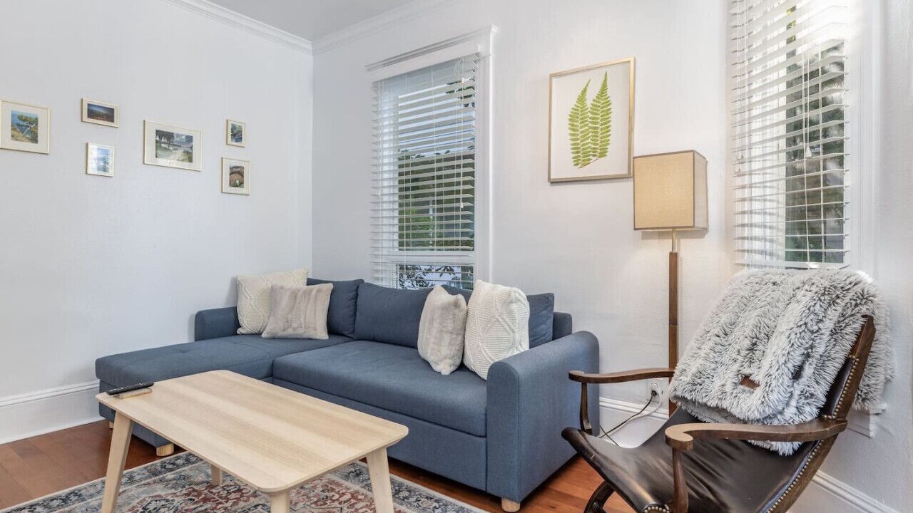 Photo of Bedroom in Minor