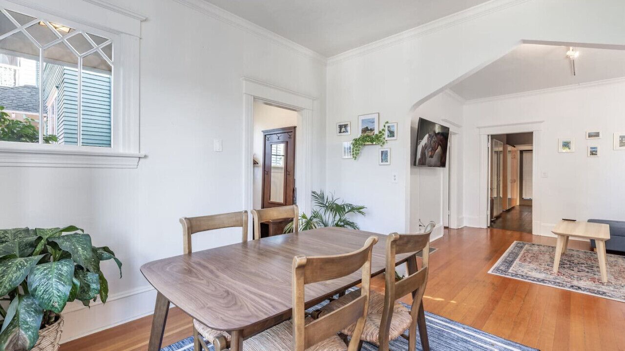 Photo of Others in Minor