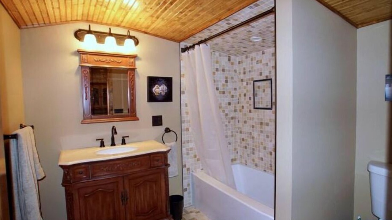 Photo of Bathroom in Forestport