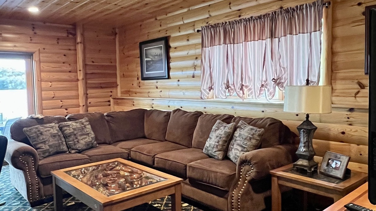 Photo of Livingroom in Merrimac