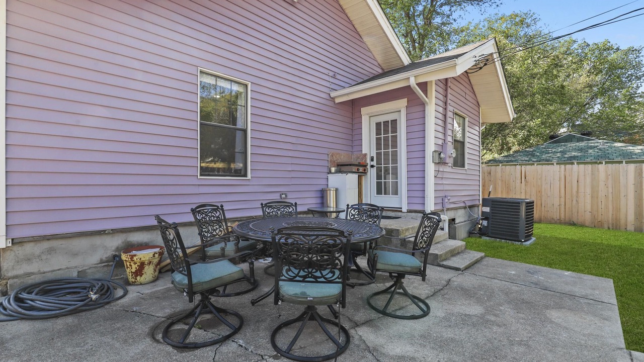 Photo of Outdoor in Fairmount