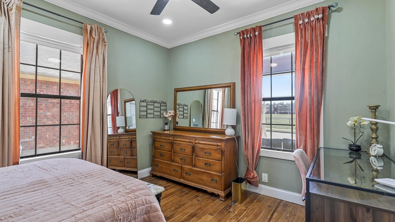 Photo of Bedroom in Fairmount
