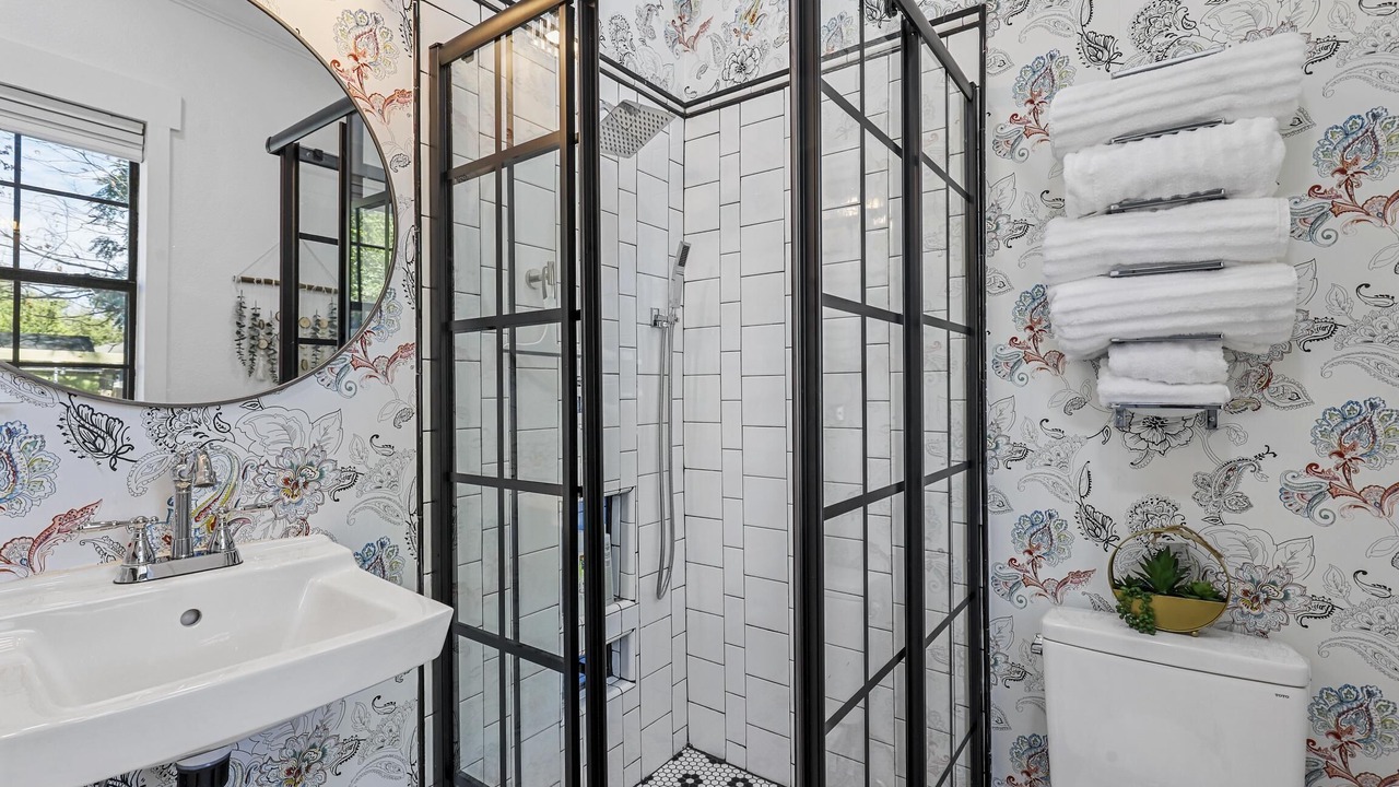 Photo of Bathroom in Fairmount