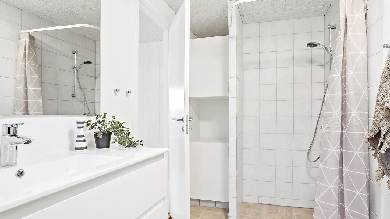 Photo of Bathroom in Diernæs Strandby