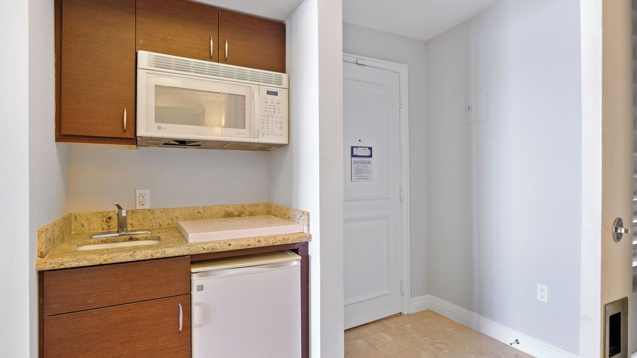 Photo of Kitchen in Key Biscayne