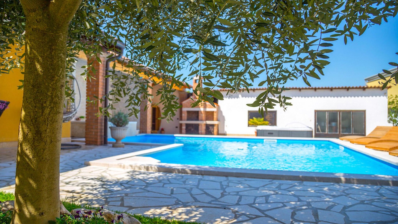 Photo of Outdoor in Antonci