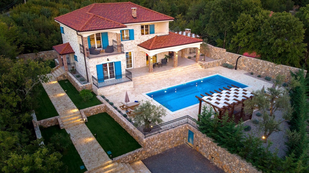 Photo of Outdoor in Kras