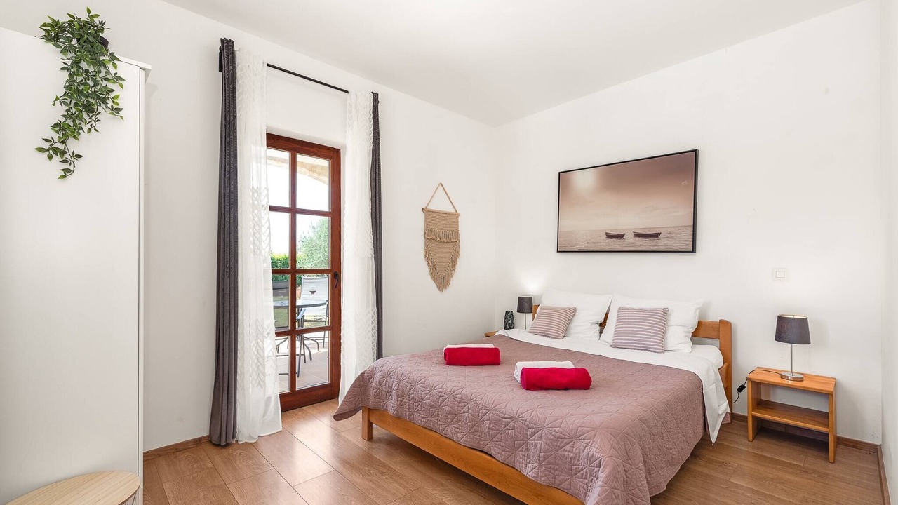 Photo of Bedroom in Muline
