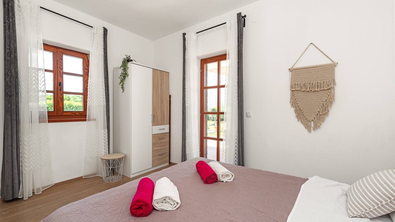 Photo of Bedroom in Muline