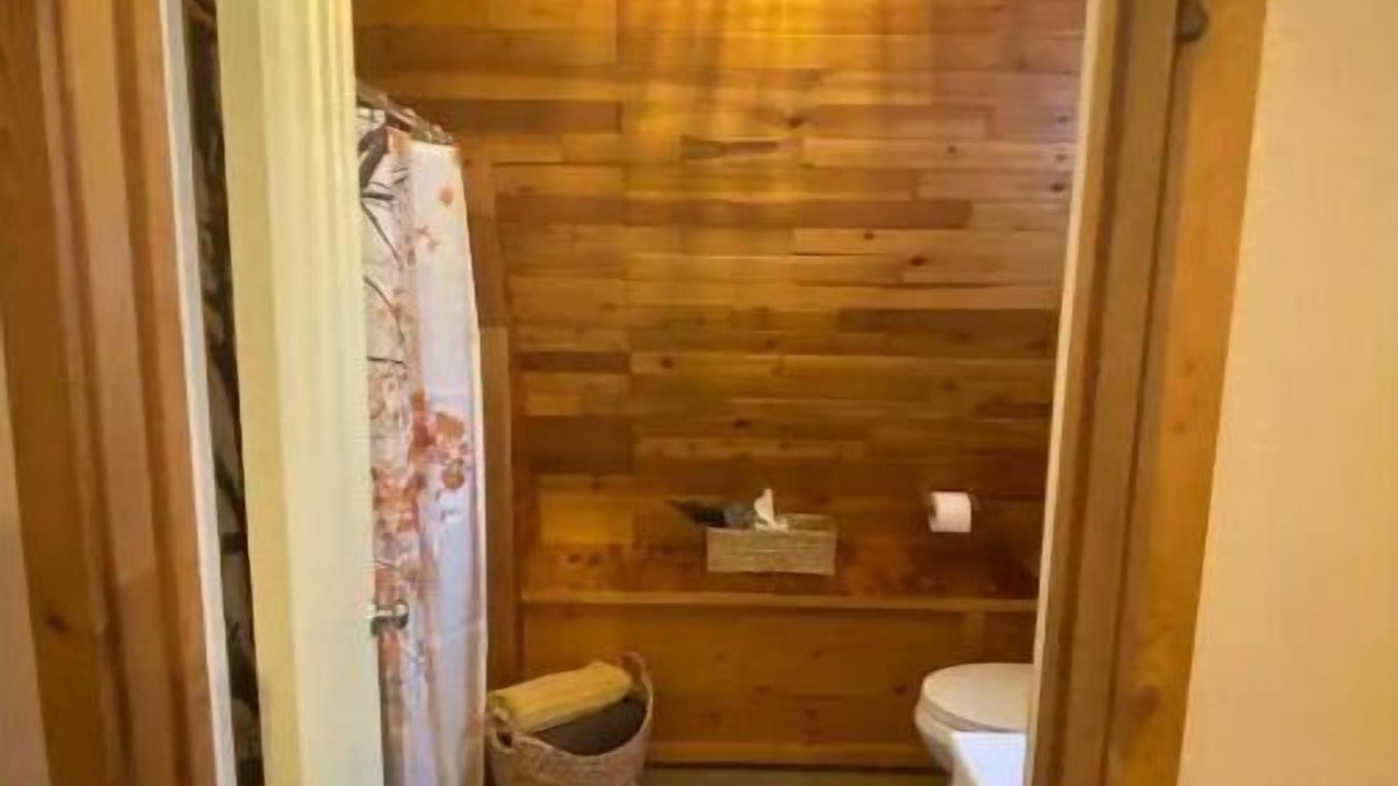 Photo of Bathroom in Cimarron