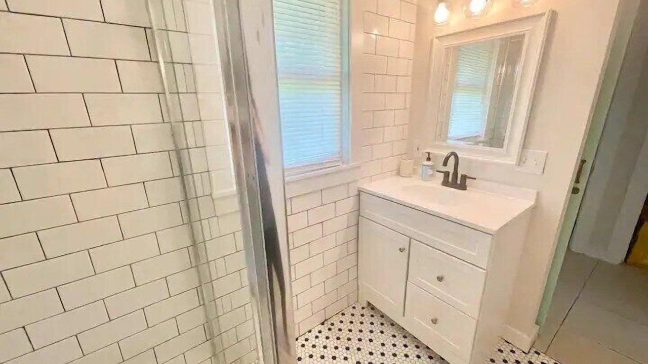 Photo of Bathroom in North Carolina Coast