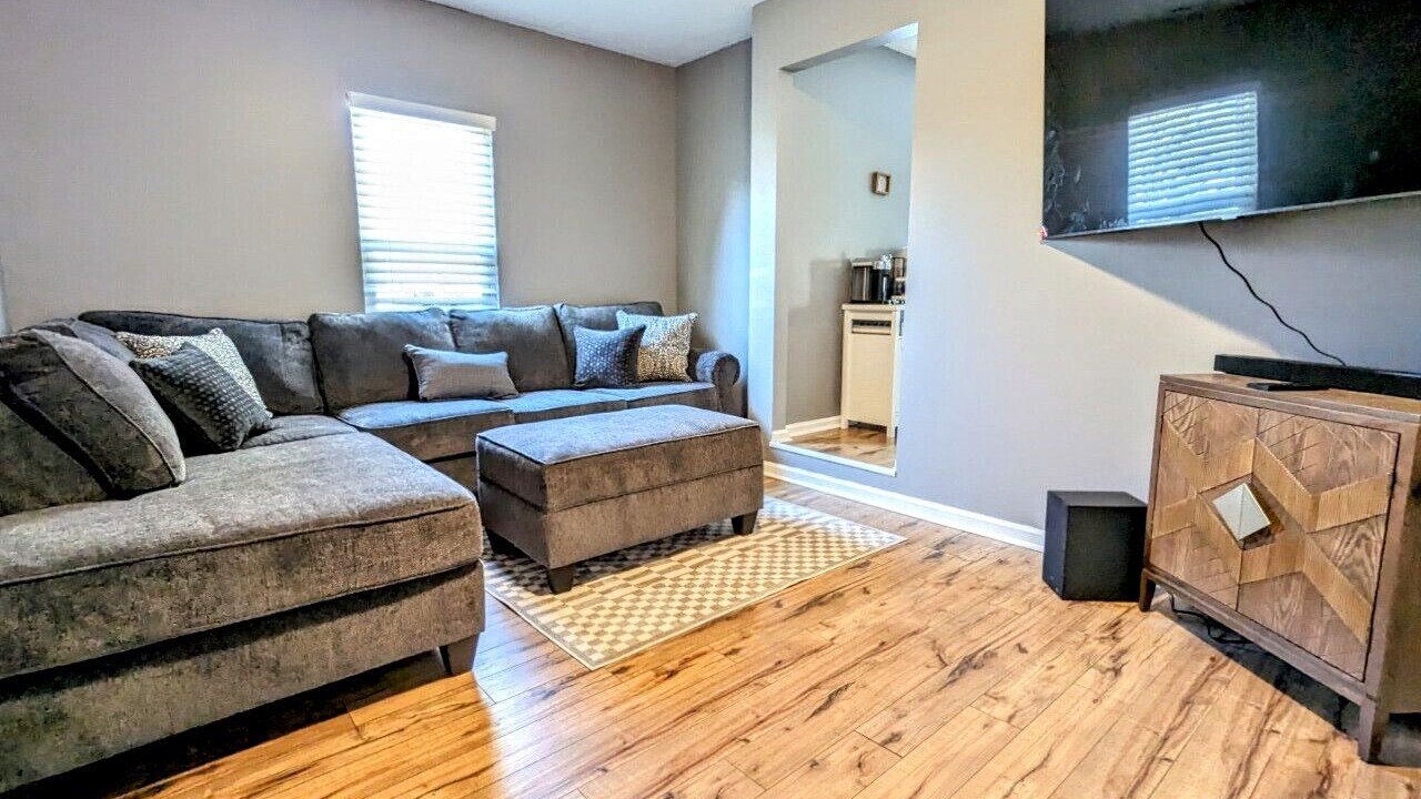 Photo of Livingroom in Jacksonville