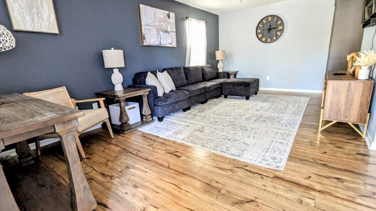 Photo of Livingroom in Jacksonville