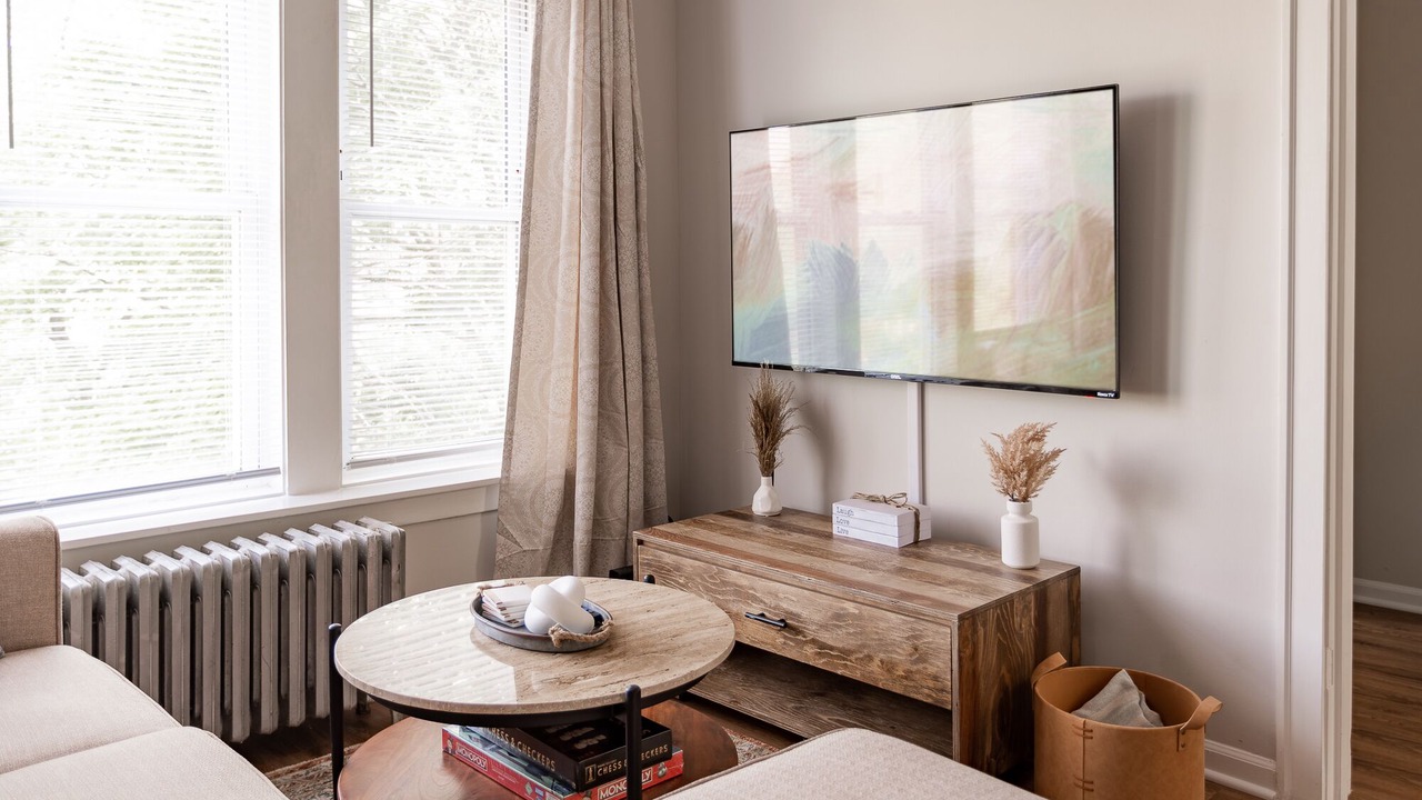 Photo of Livingroom in Rogers Park