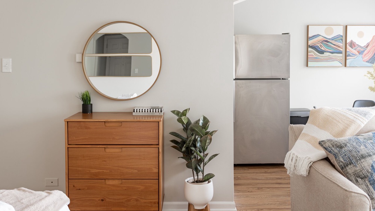 Photo of Bedroom in Rogers Park