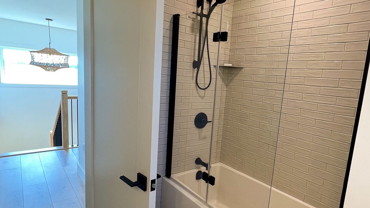 Photo of Bathroom in Sea View