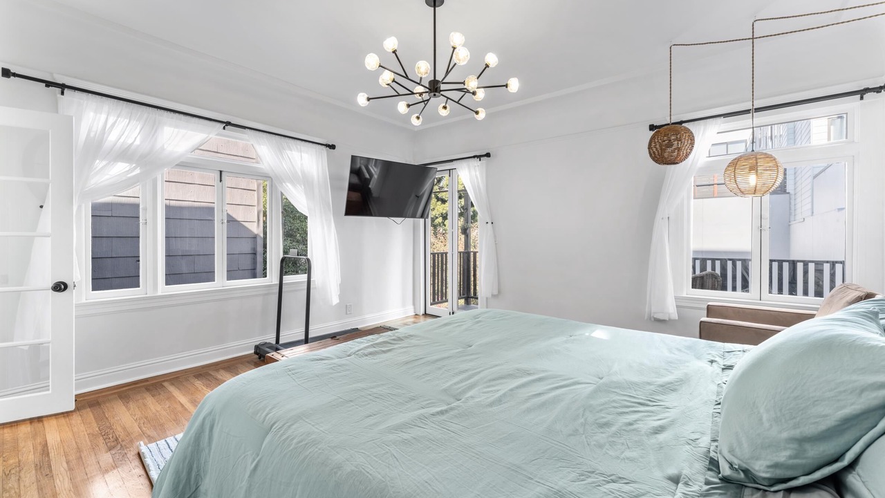 Photo of Bedroom in Marina District