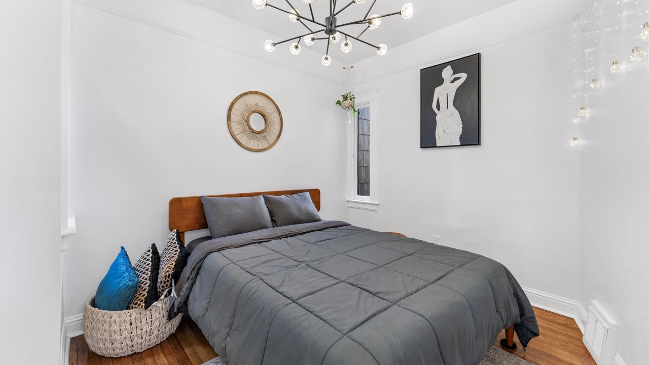 Photo of Bedroom in Marina District