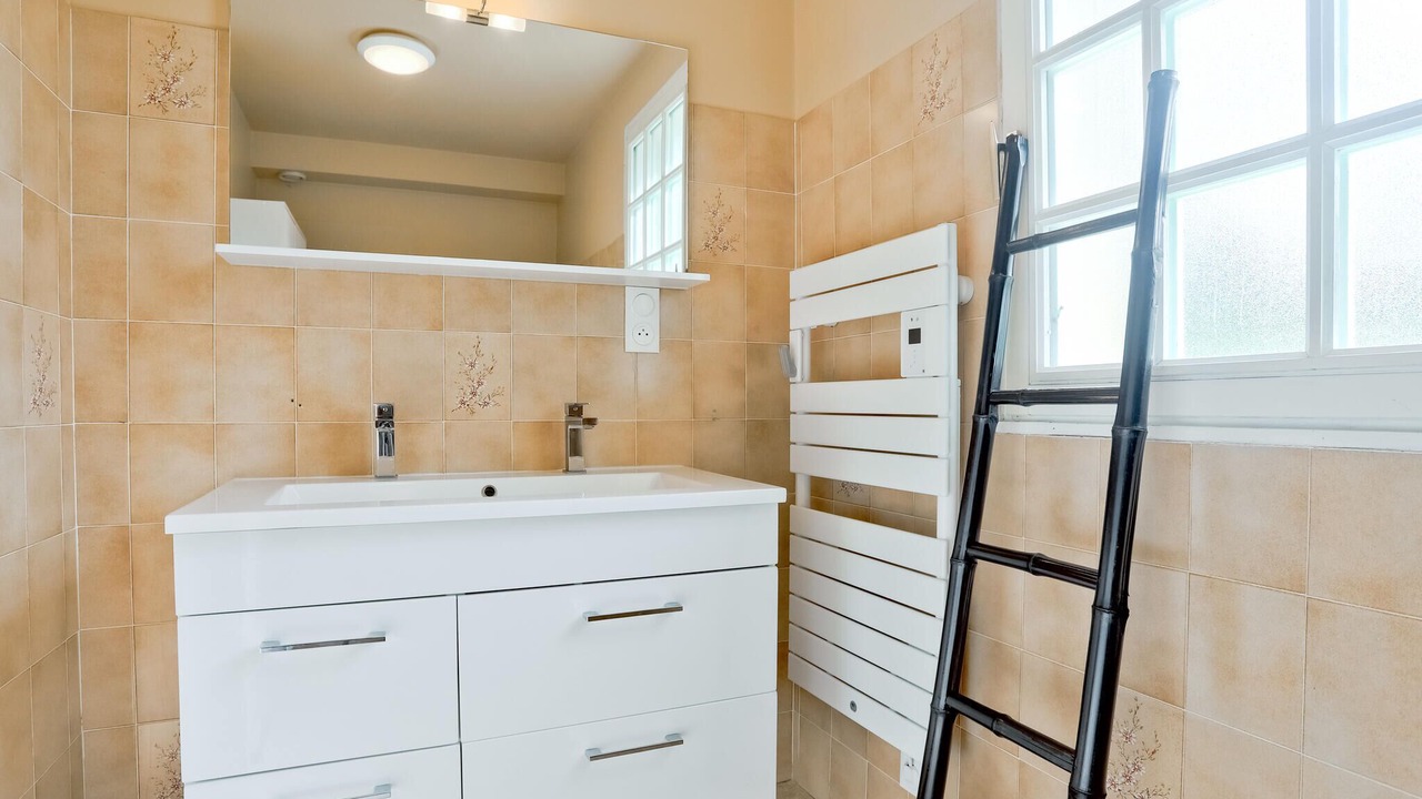 Photo of Bathroom in Omonville-la-Rogue