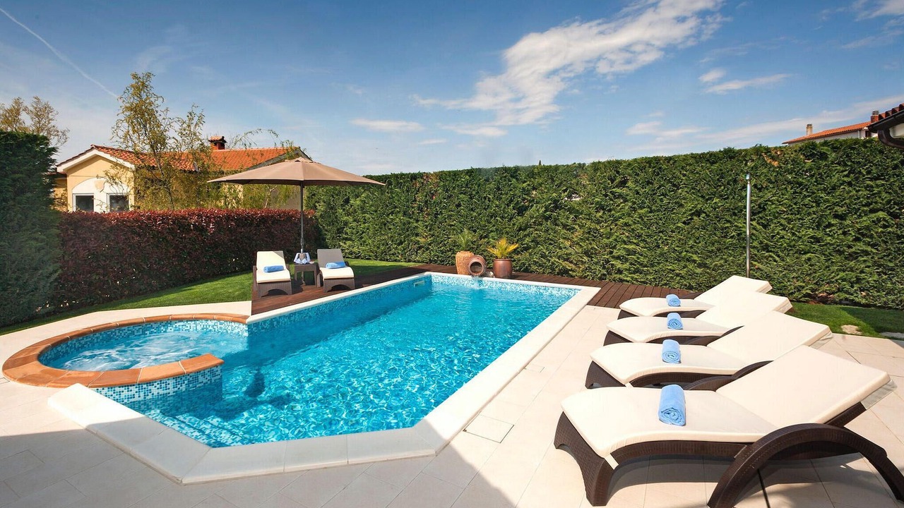 Photo of Outdoor in Labinci