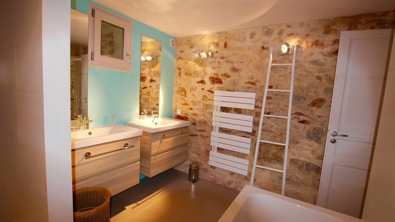 Photo of Bathroom in Maleville