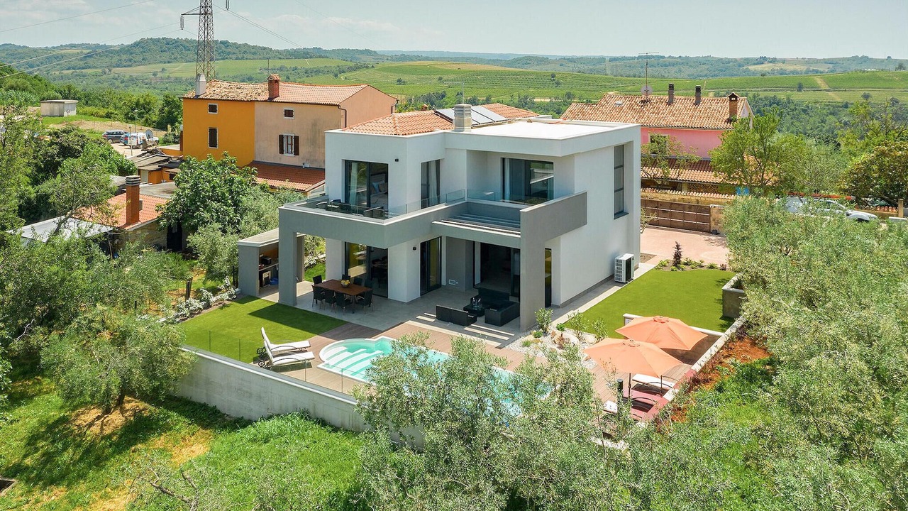 Photo of Outdoor in Buje