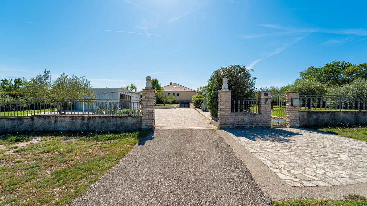 Photo of Others in Visocane