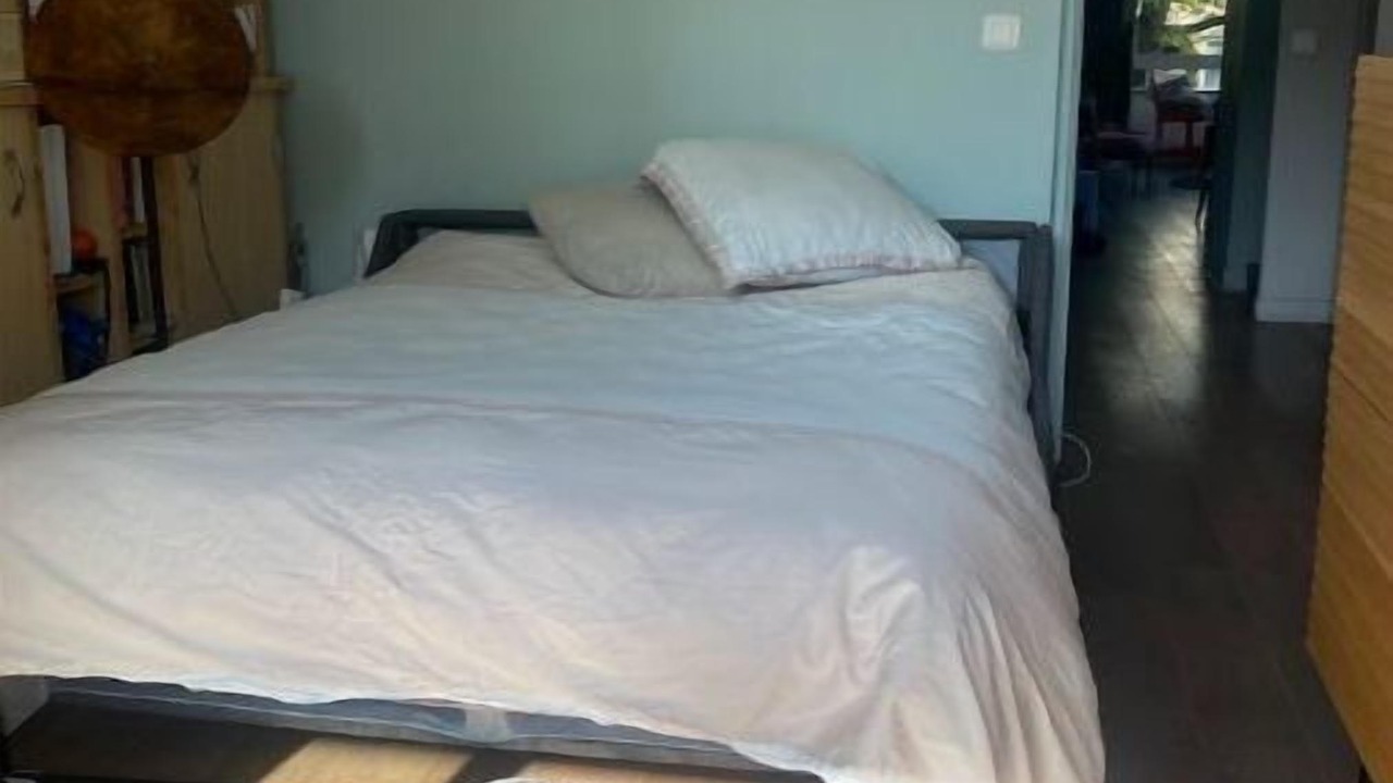 Photo of Bedroom in Prince–Marmottan