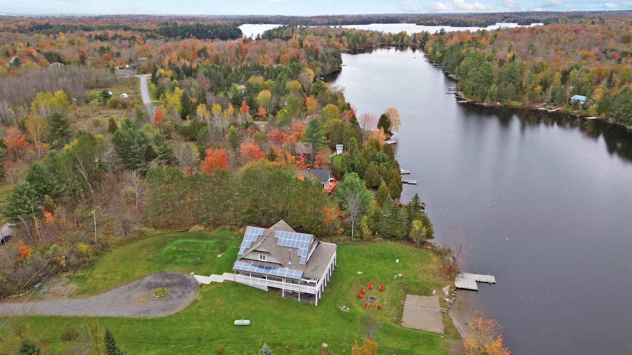 Photo of Outdoor in McKellar