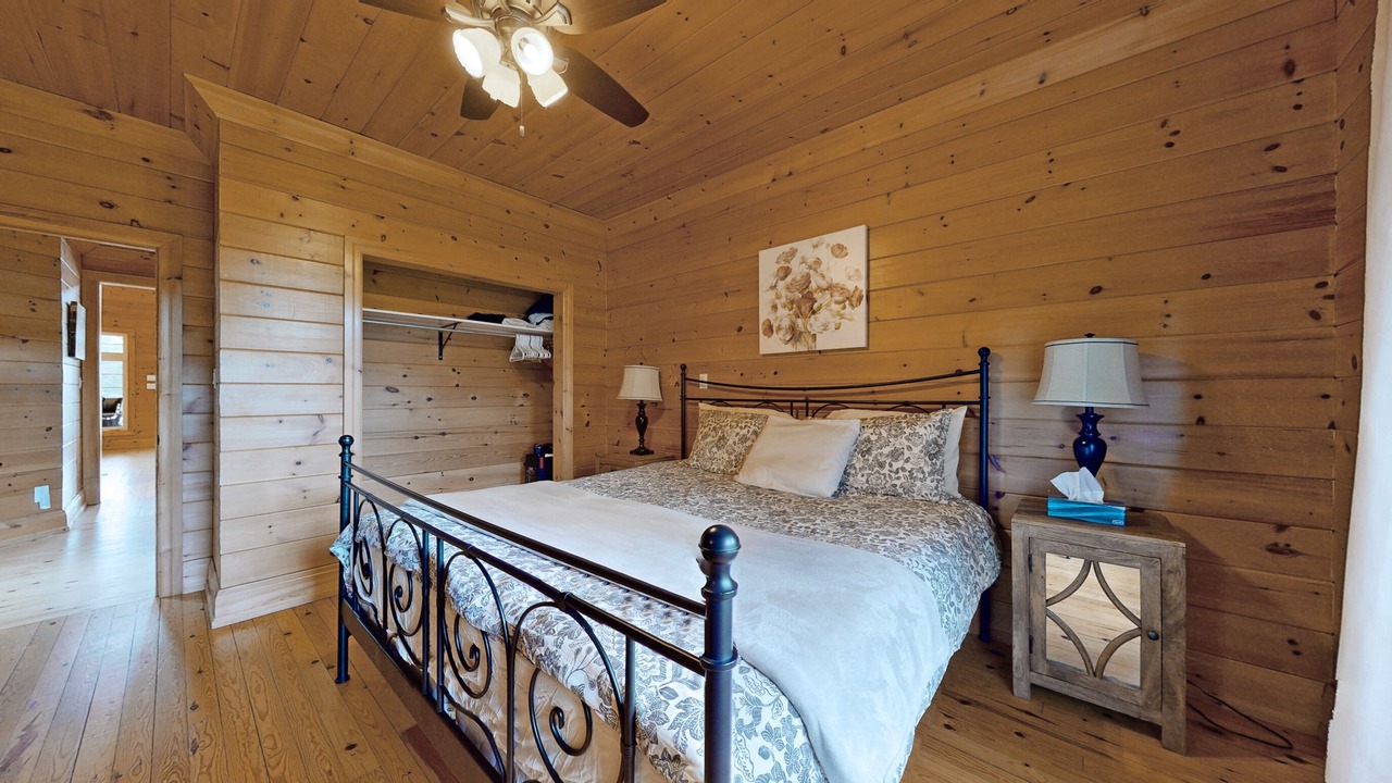 Photo of Bedroom in McKellar