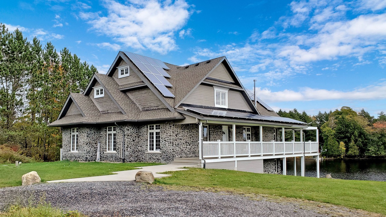 Photo of Outdoor in McKellar