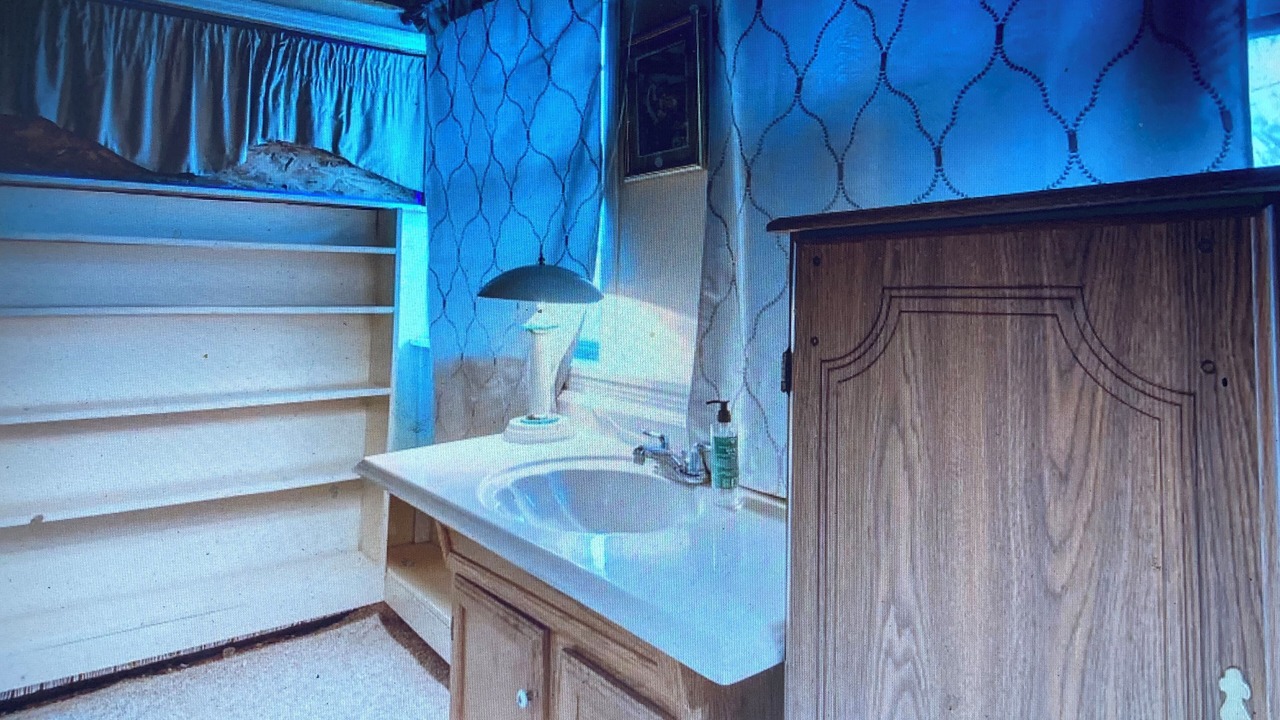 Photo of Bathroom in Town of Lysander