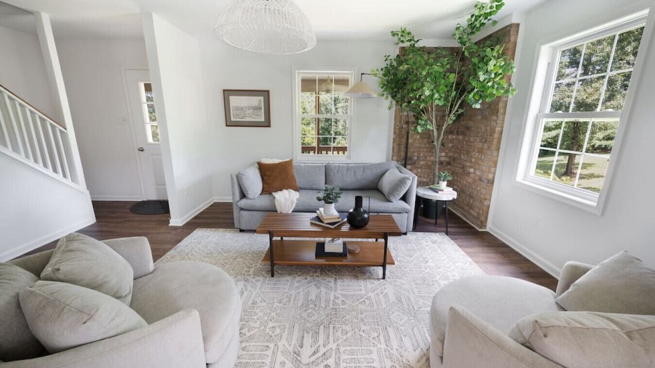 Photo of Livingroom in Stanley