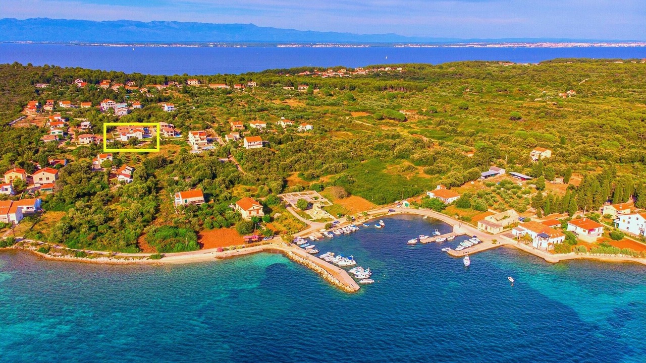 Photo of Outdoor in Muline