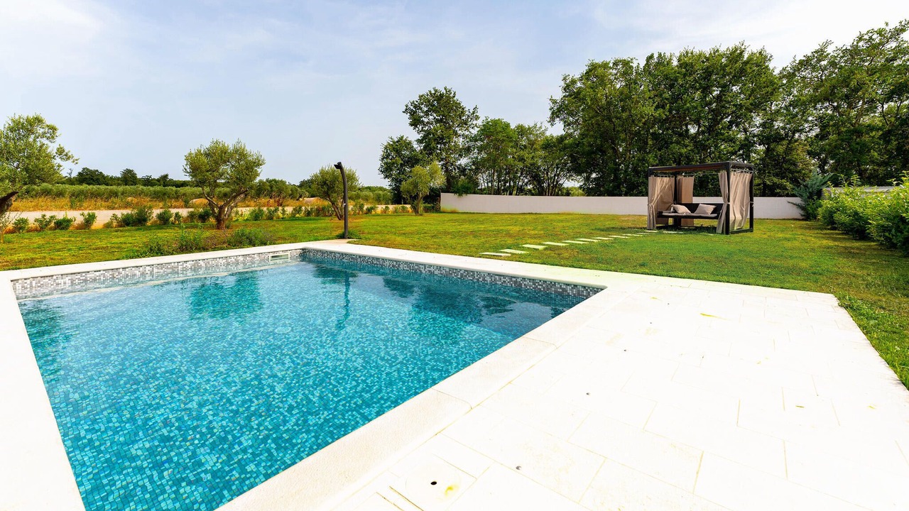 Photo of Outdoor in Gajana
