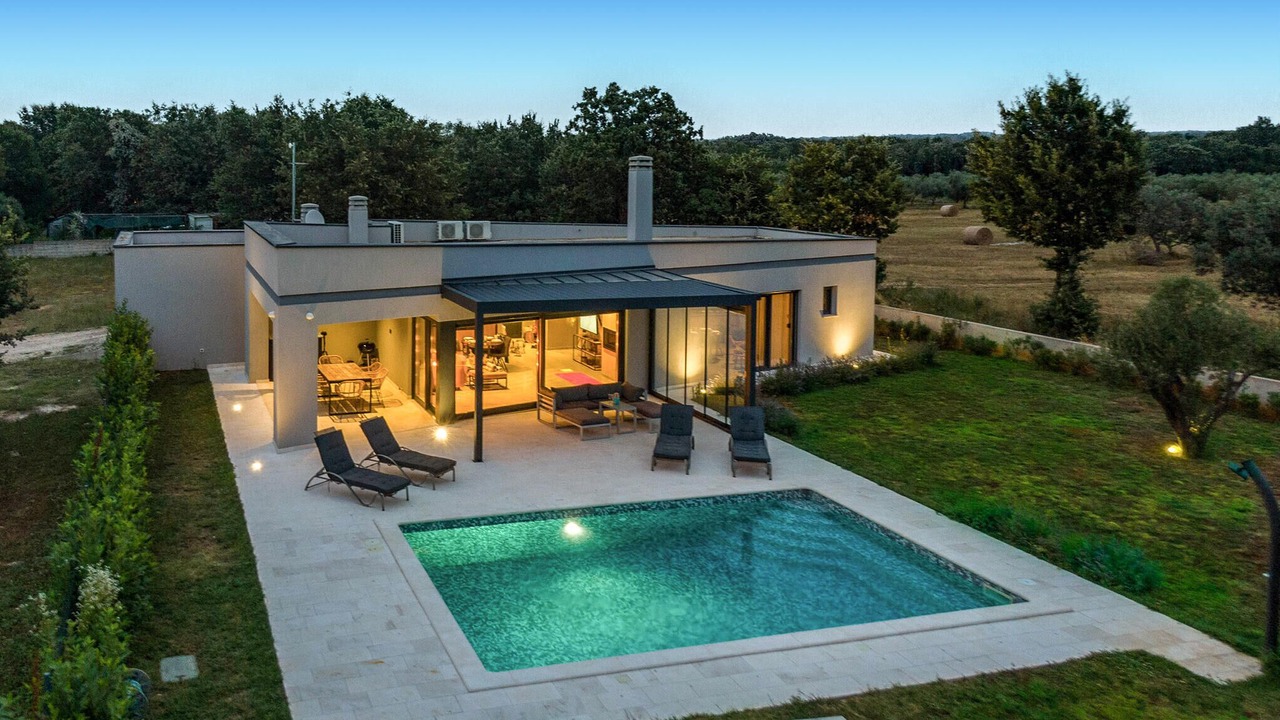 Photo of Outdoor in Gajana