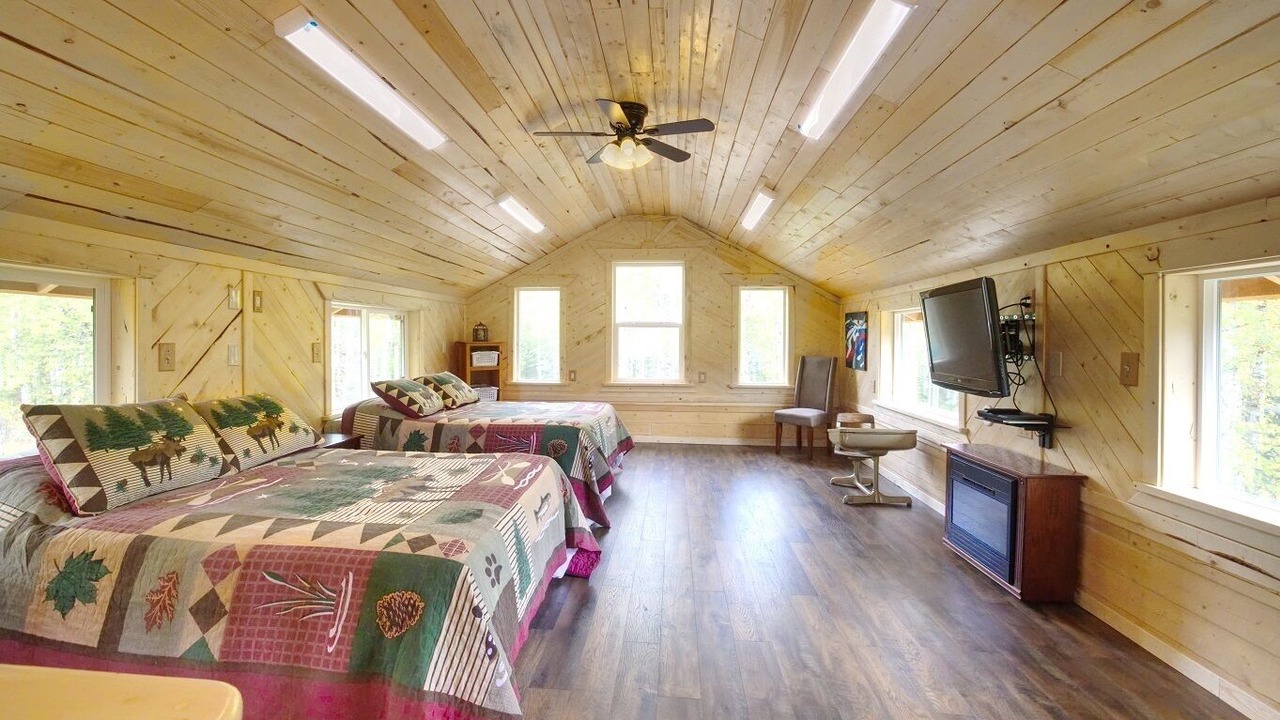 Photo of Bedroom in Sutton-Alpine