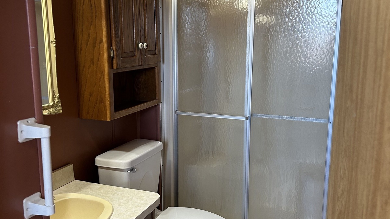 Photo of Bathroom in Dale