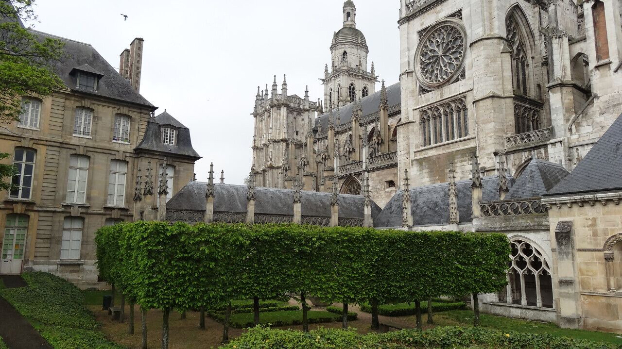 Photo of Others in Evreux
