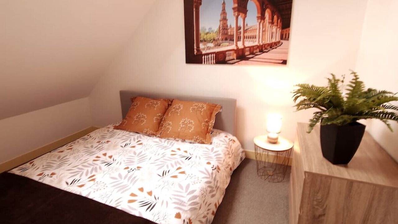 Photo of Bedroom in Evreux