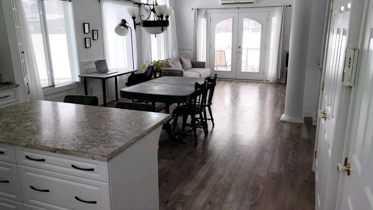 Photo of Others in Downtown Gatineau