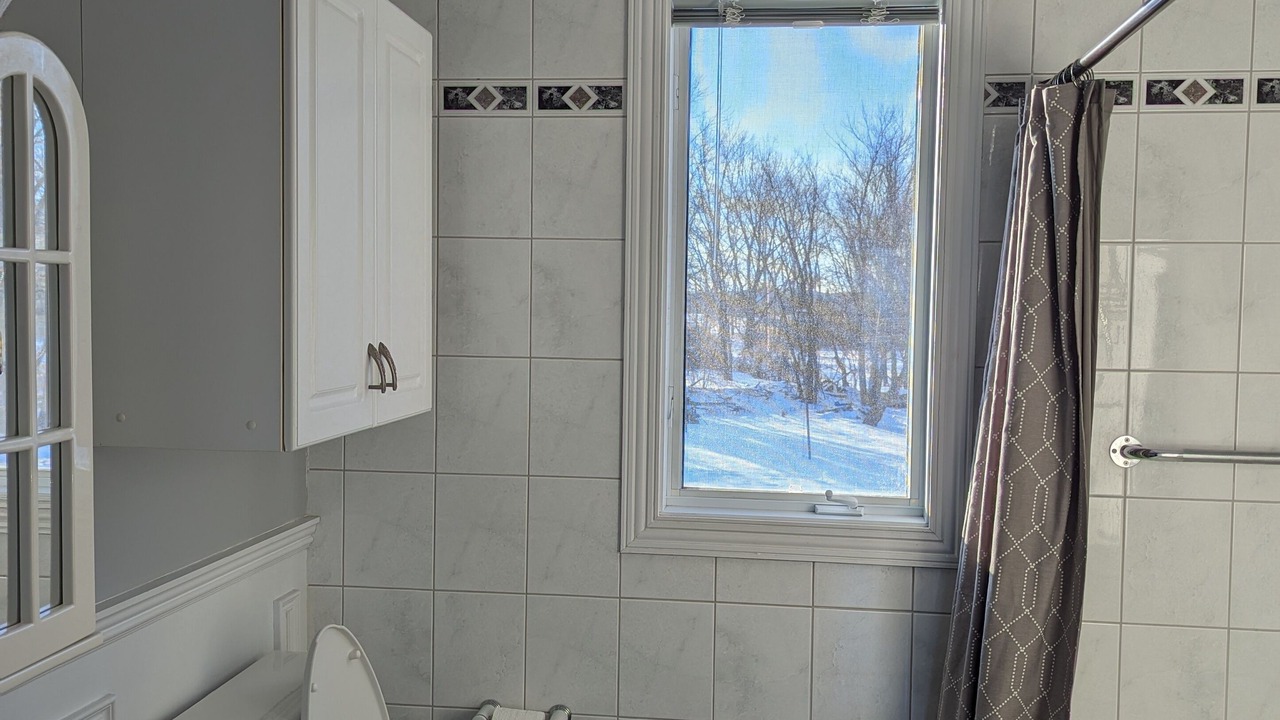Photo of Bathroom in Downtown Gatineau